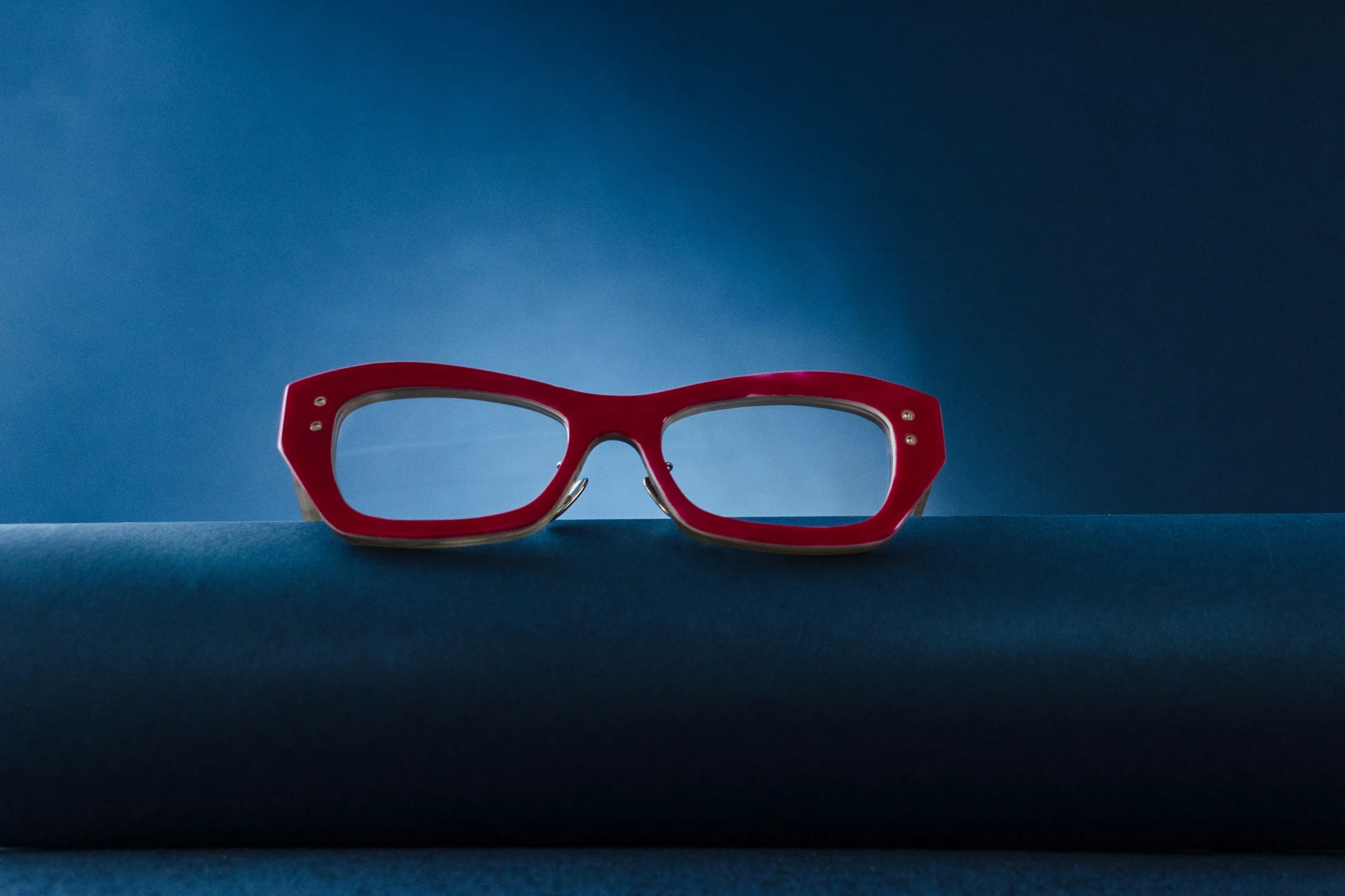 red-spectecles